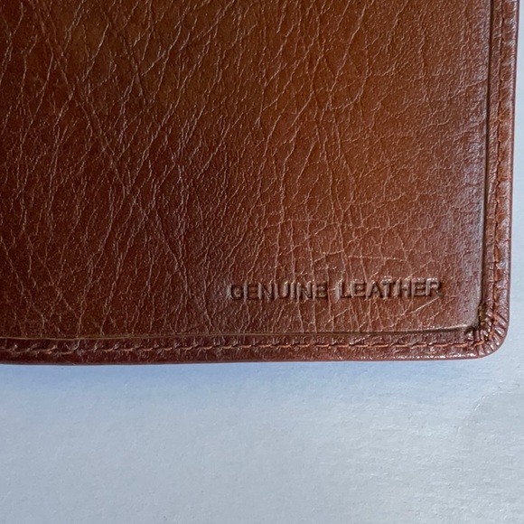 Slim Wallet NWOT - Picture 6 of 7